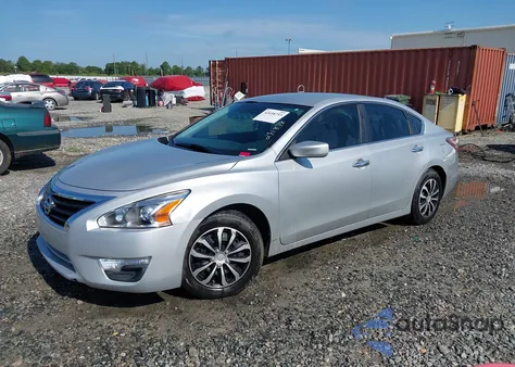 2015 Nissan Altima 2.5/2.5 S/2.5 Sl/2.5 Sv из США, поврежденный, VIN 1N4AL3AP5FC281878